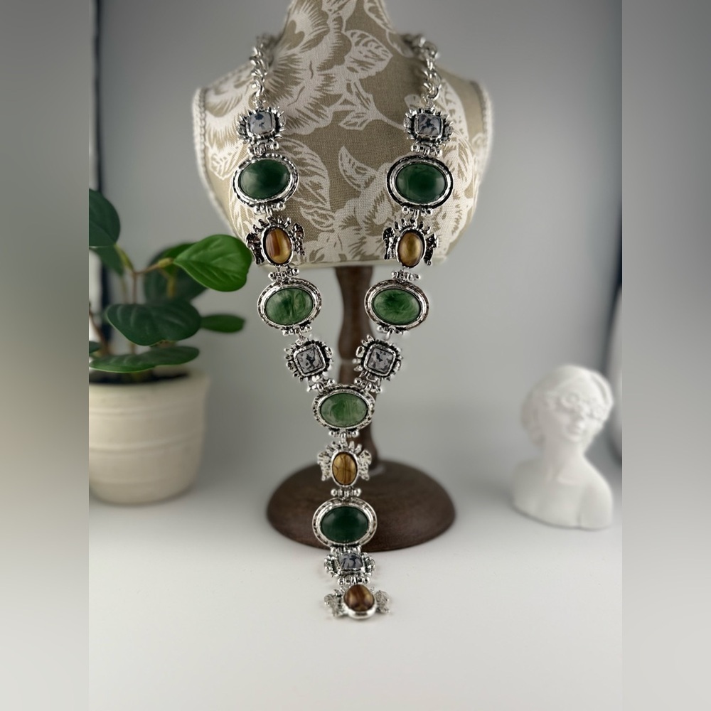 Vintage-Style Statement Necklace — Green & Amber Gem Accents - Picture 8 of 9